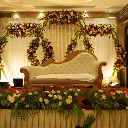 Alīgarh Hotel Silver Pearl מראה חיצוני תמונה