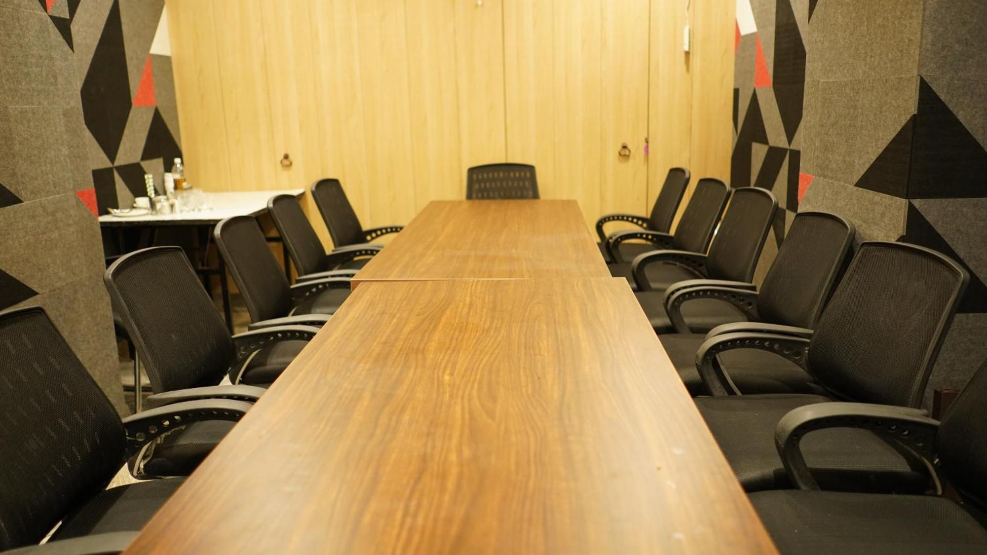 Alīgarh Hotel Silver Pearl מראה חיצוני תמונה